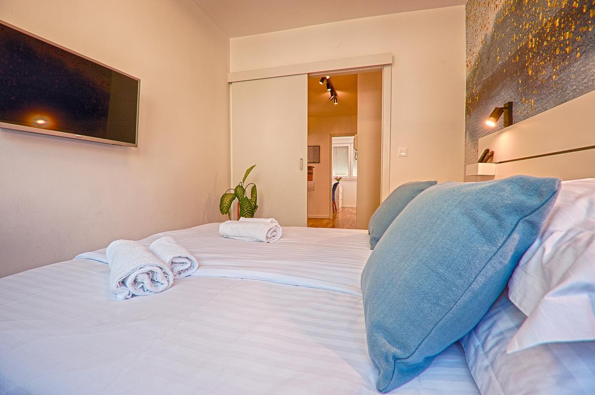 Center Of Makarska Apartment Екстериор снимка